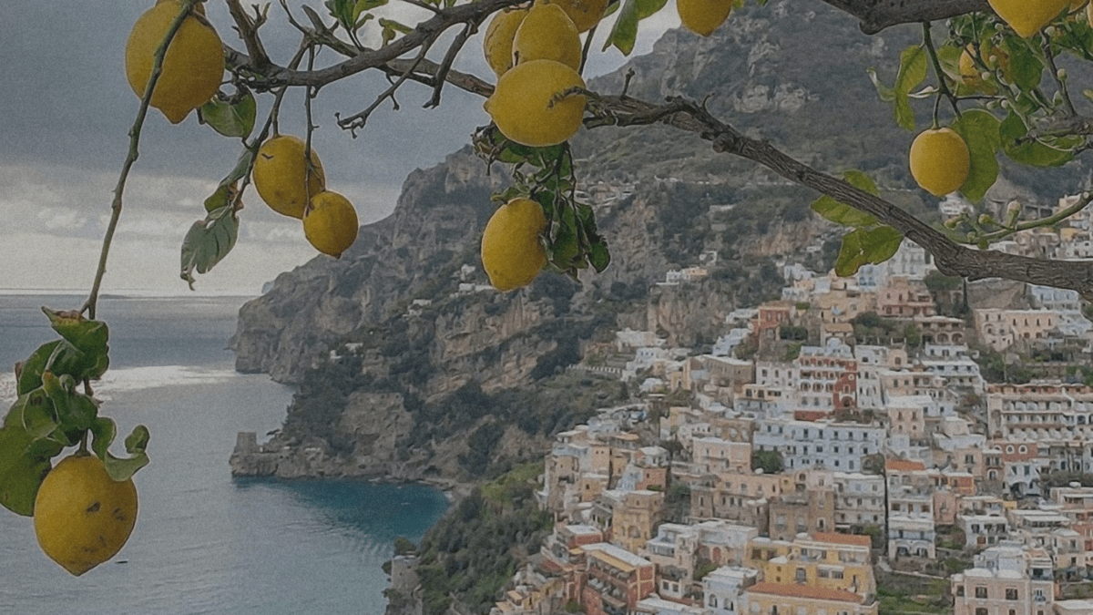 Plan the perfect 2-week trip to Italy with our detailed itinerary. From Rome to Venice, explore Italy's must-see sights and hidden gems. Start your Italian adventure now!